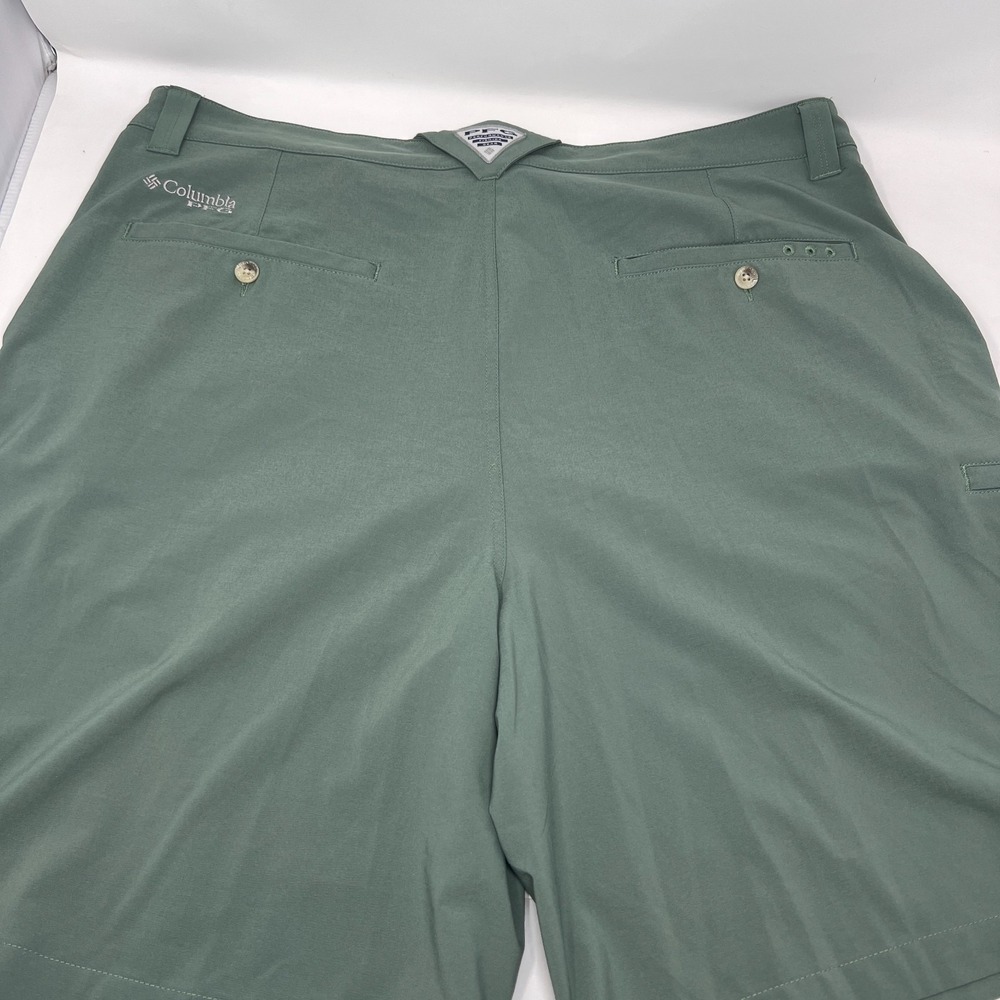 Columbia Men's Performance Fishing Gear‎ Shorts Size 40 Green Omni-Shade - Picture 2 of 15
